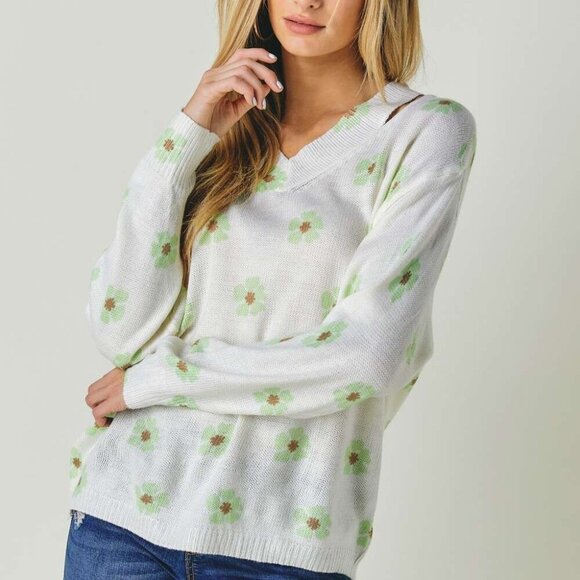 DAVI & DANI FLORAL PRINTED V NECK SWEATER - Picture 4 of 10